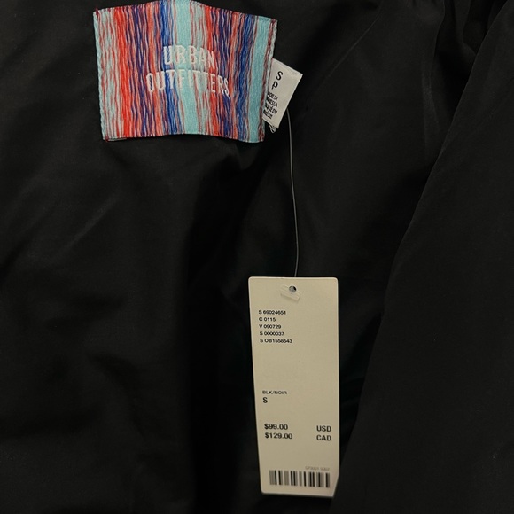 Urban Outfitters Lily Cropped Puffer Jacket | sz small | NWT - Picture 4 of 5